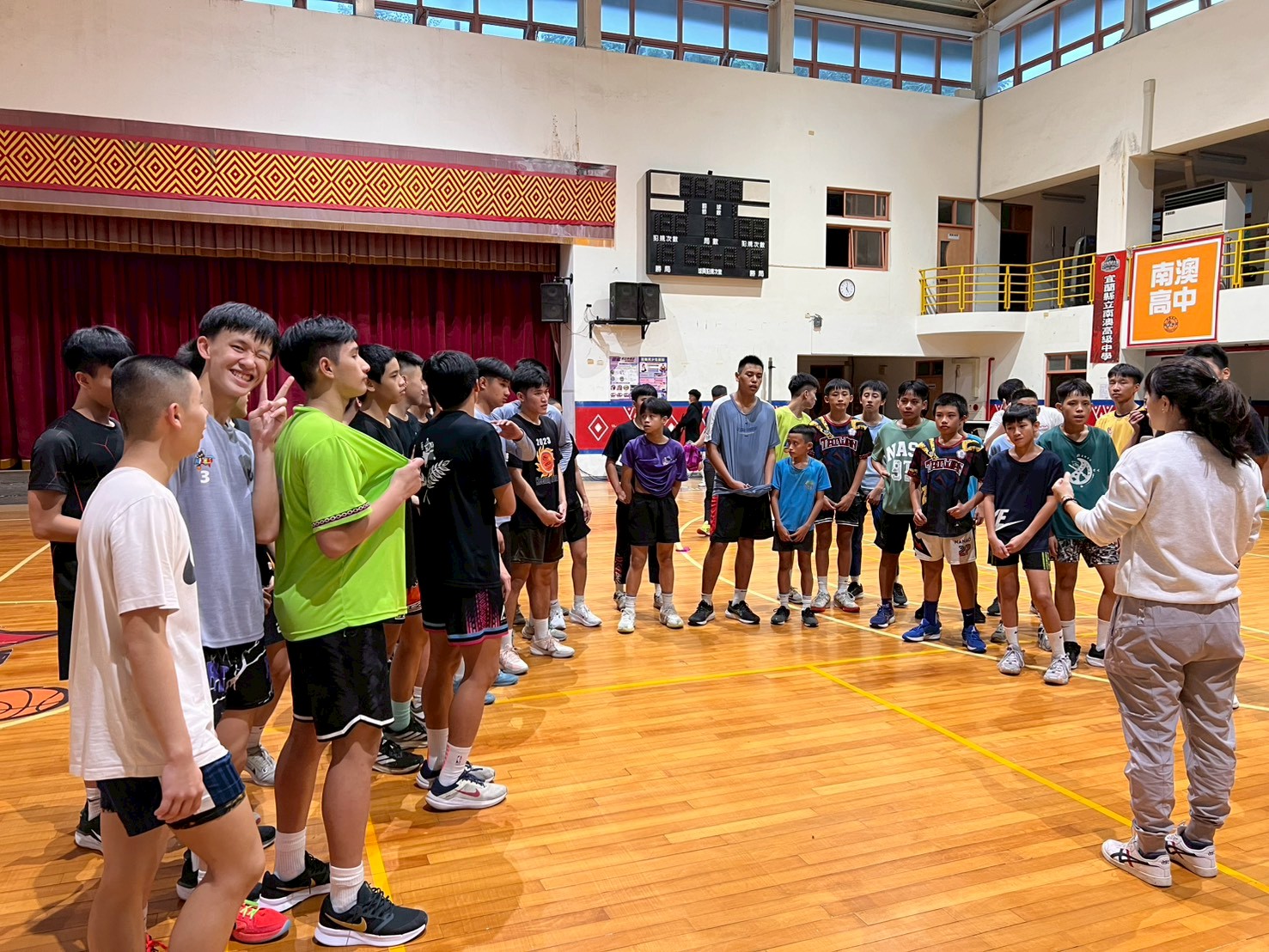 LINE ALBUM 114115 南澳籃球隊 251106 1