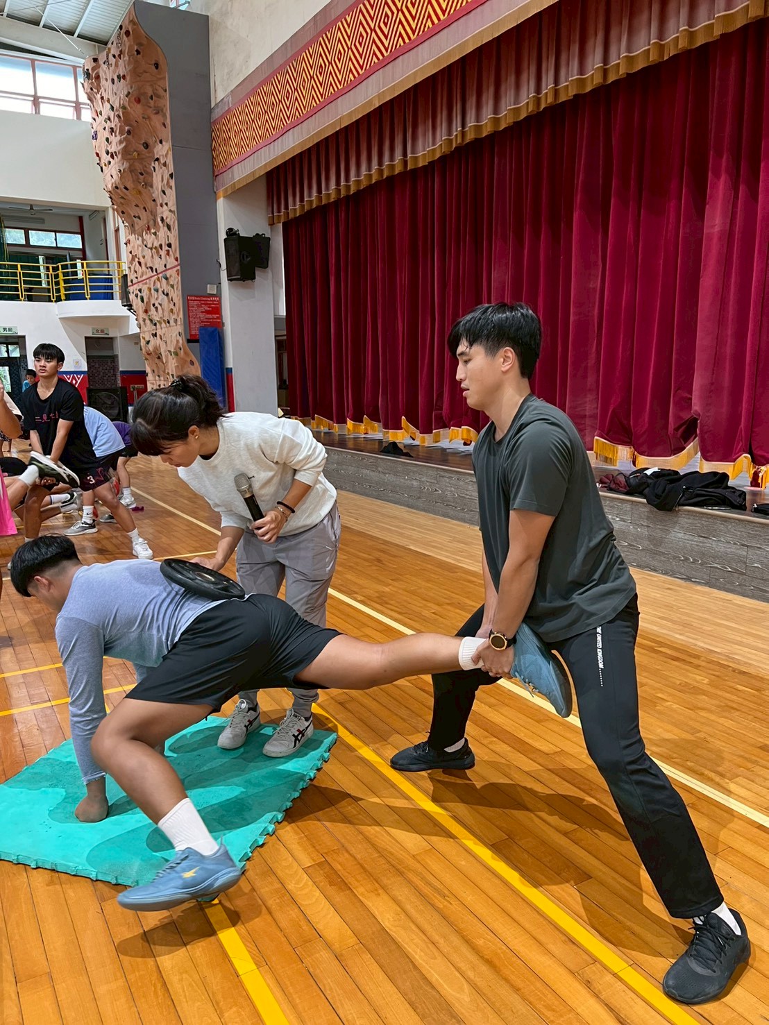 LINE ALBUM 114115 南澳籃球隊 251106 2