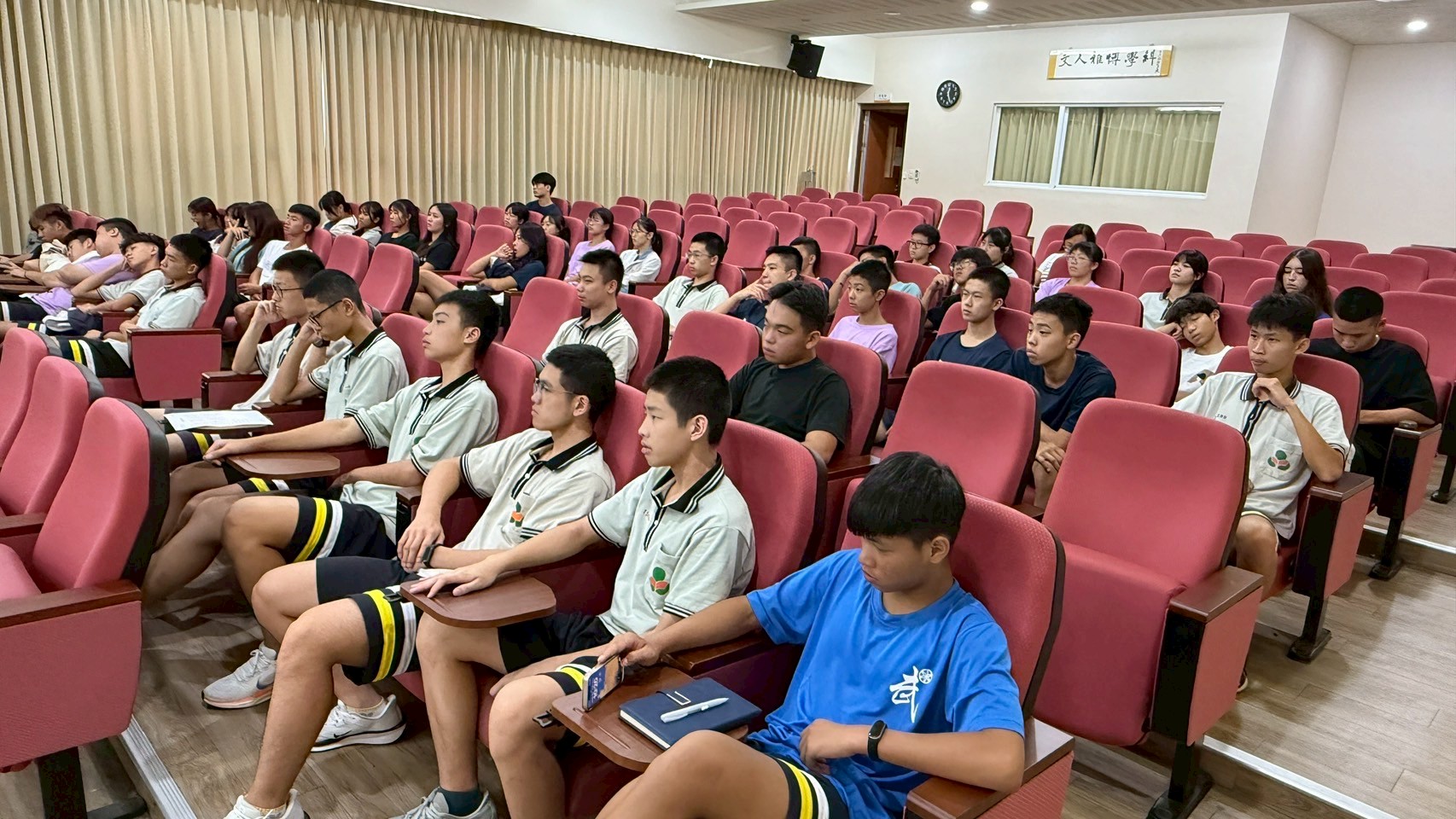 LINE ALBUM 20250919忠明高中運動訓練講座 250919 4