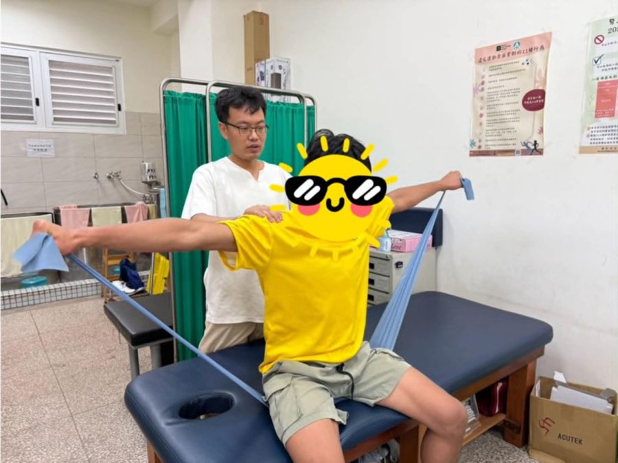 苗栗縣苑裡高中醫師專家訪視