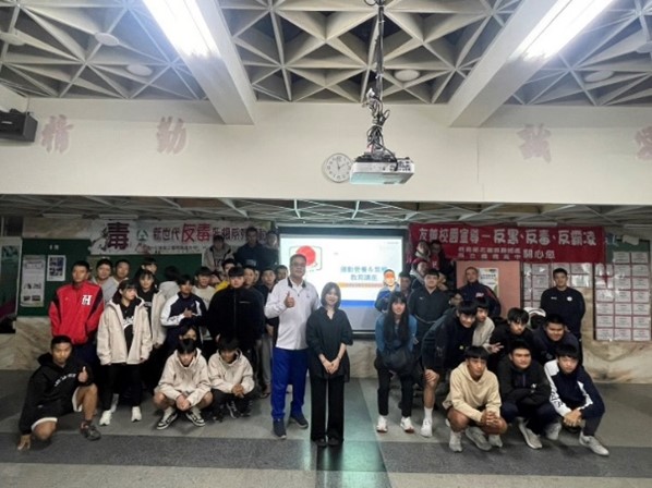 1141119運動營養講座-花蓮體中